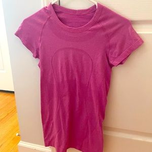 Lululemon run swiftly tee, pink, size 2